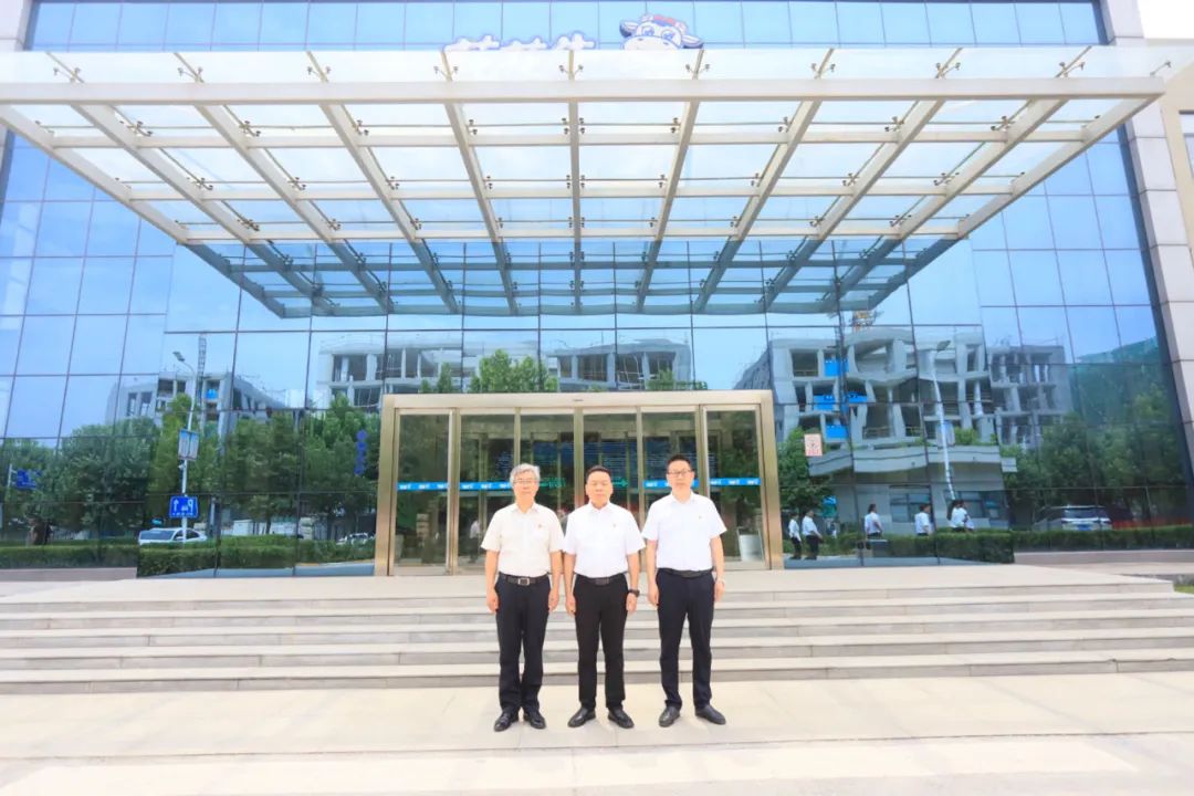 中国共产党QMH官网第二届委员会第二次党员大会成功召开