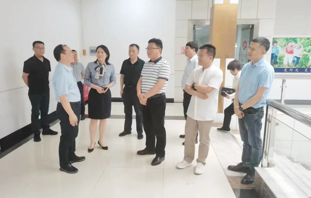 参观拓思路 互换促发展 | 集团辅导参与中乳协第二十九次年会暨中国（国际）乳业技术展览会并到江西阳光乳业参观座谈