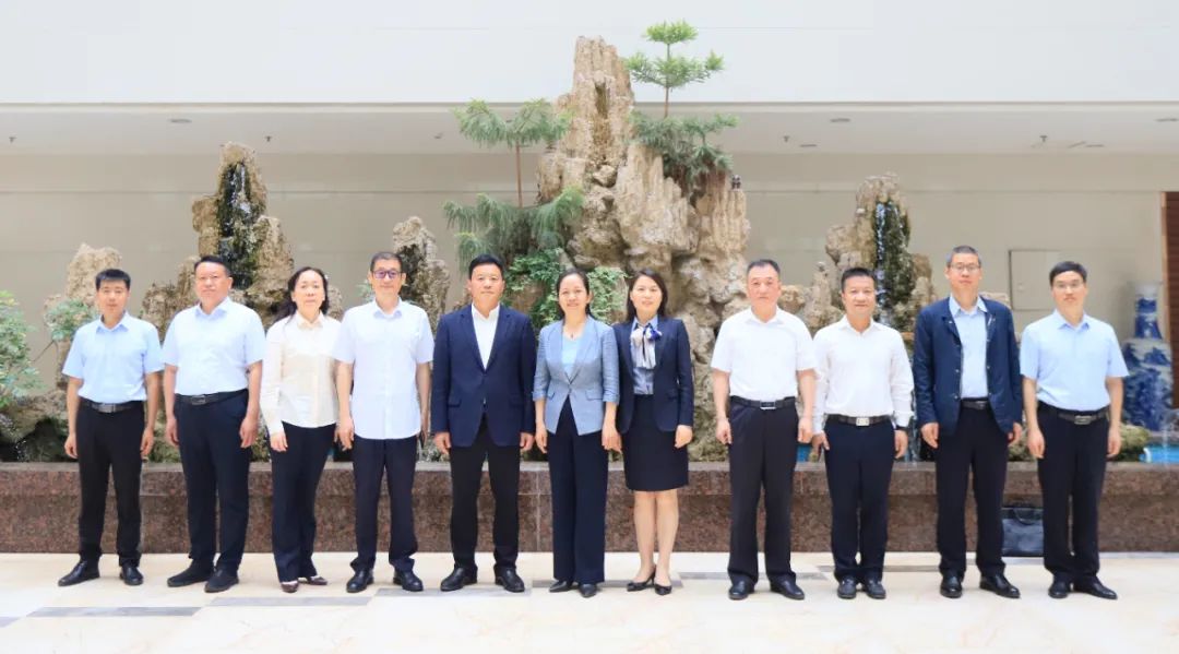 扬帆起航 谱写壮丽新篇章 | QMH官网乳业集团新一届董事会成立并召开中高层以上辅导干部会议