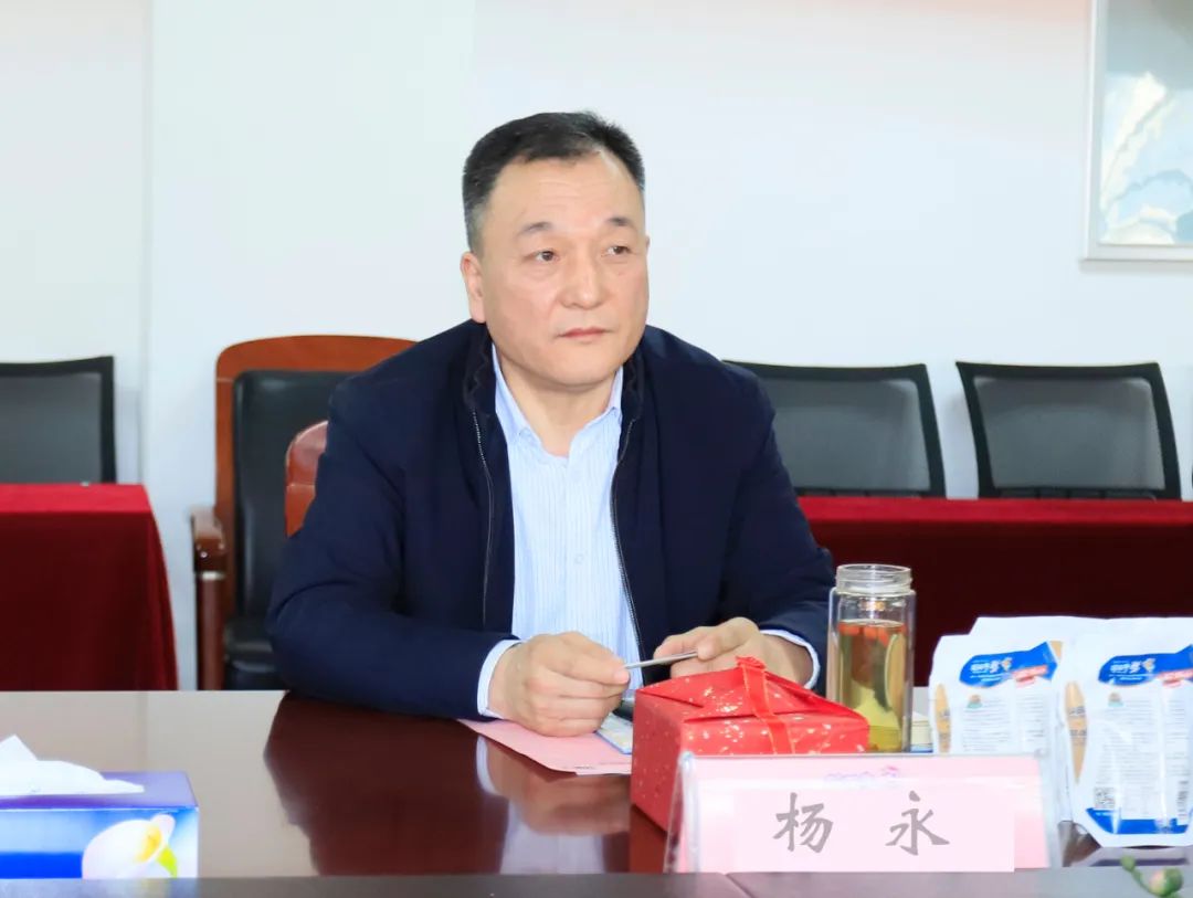 深入合作互换 互信共赢发展丨瑞典爱克林公司首席执行官 Ms.Marie Samuelsson 一行光临QMH官网乳业集团参观座谈