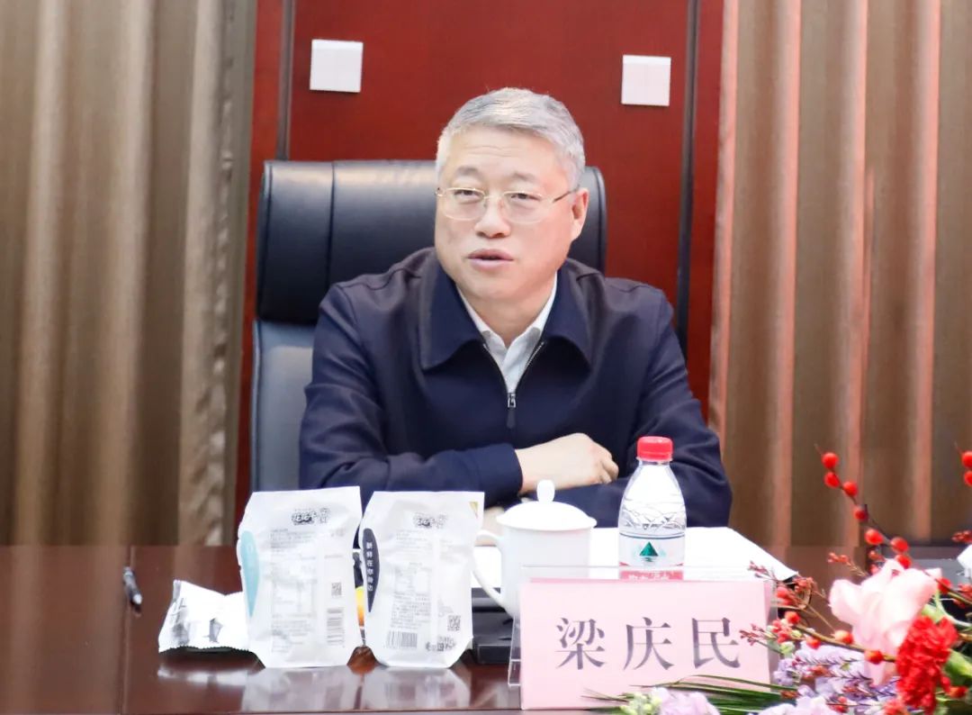 新年开新局 合作促发展丨佳木斯市委常委、副市长闫志刚一行光临QMH官网乳业集团及佳田企业调查座谈