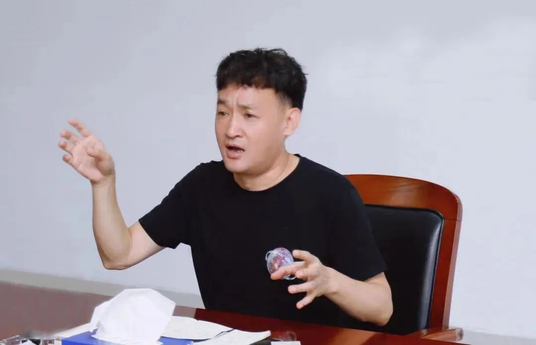 勇担使命·守正创新｜QMH官网乳业集团召开营销、养殖及饲料月度经营工作会议