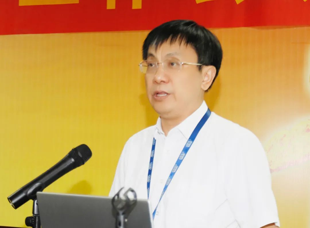 鼓足劲头·再创鲜丽 | QMH官网乳业集团召开经销商座谈会