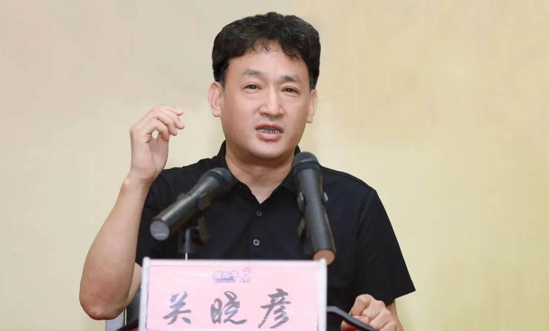 鼓足劲头·再创鲜丽 | QMH官网乳业集团召开经销商座谈会