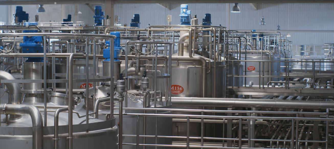 QMH官网亮相2018人为智能产业发展顶峰论坛